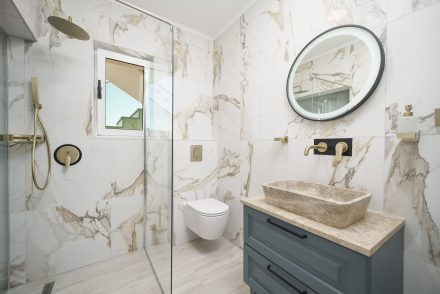 Apartments JUJE toilet luxury Vodice